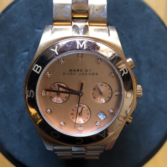Marc Jacobs Rose Gold Watch - Picture 1 of 3